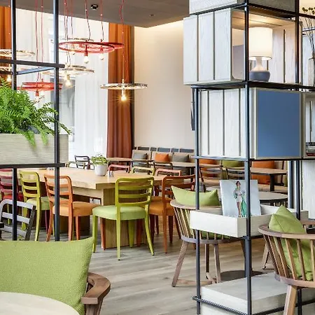 Intercityhotel Amsterdam Airport