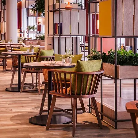 Hotel Intercityhotel Amsterdam Airport 4*