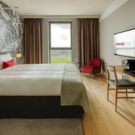 Hotel Intercityhotel Amsterdam Airport 4*